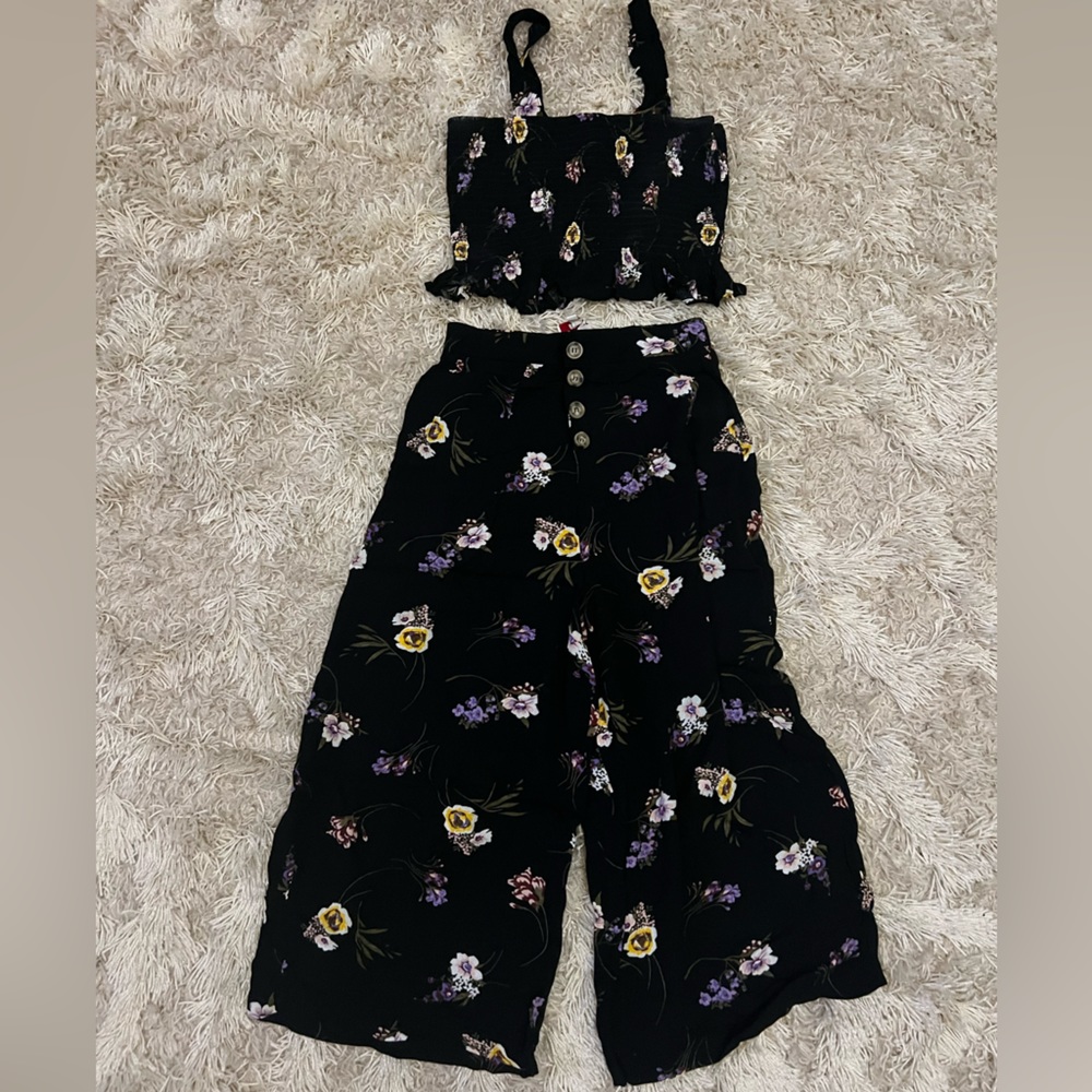 Two piece set